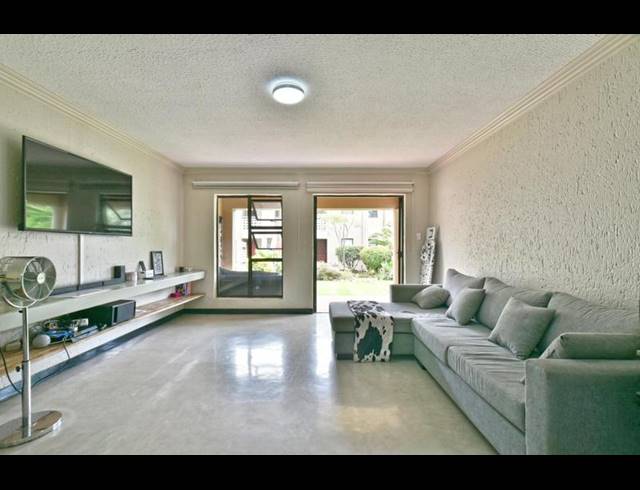 2 BEDROOM APARTMENT FOR SALE IN NEW REDRUTH